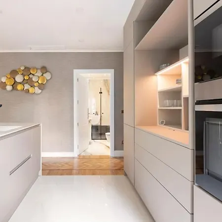 Festival Apartment *